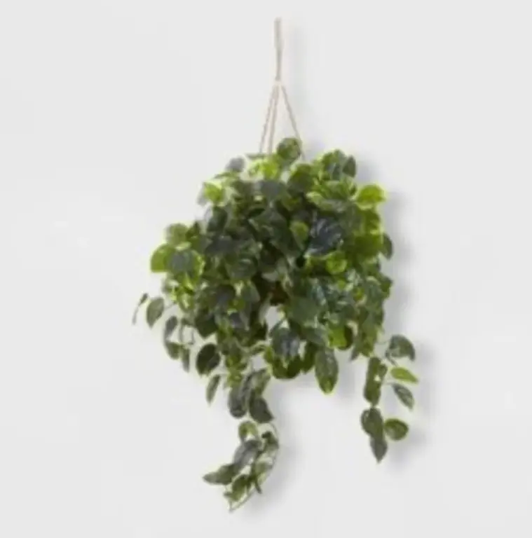 decorating with faux plants