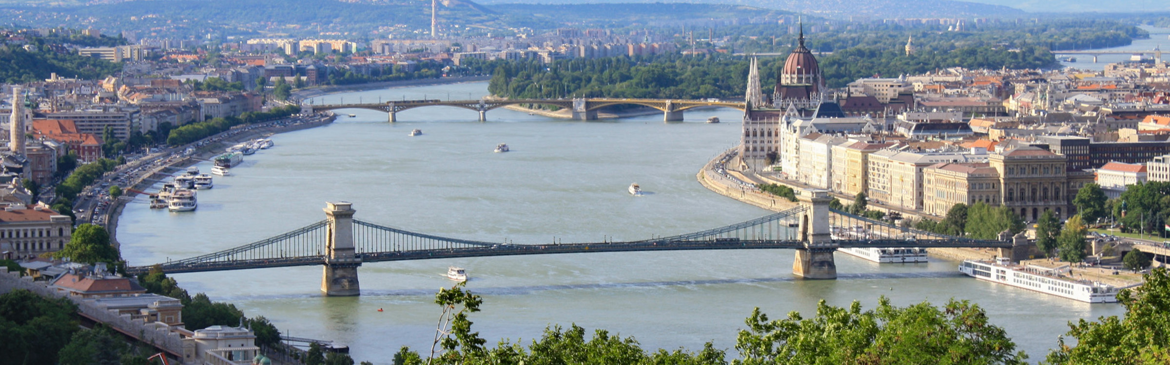 The chain bridge spans the Danube between Buda (left) and Pest (right)