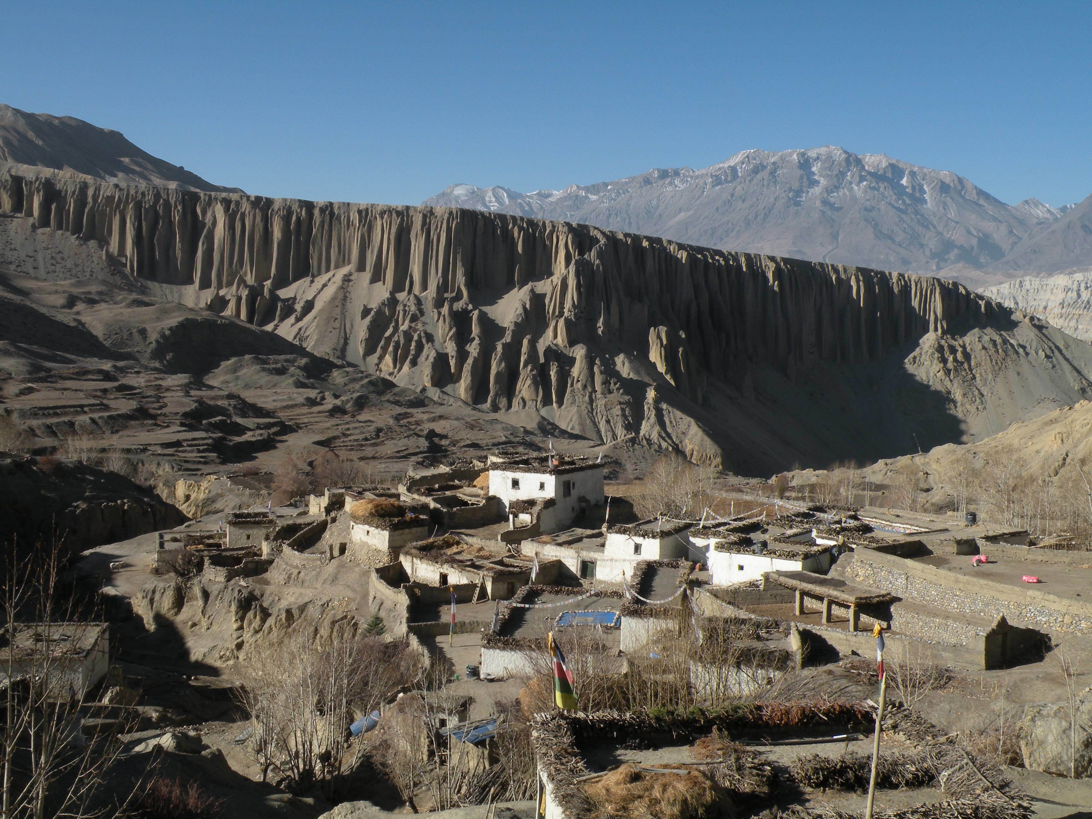Mustang  Yara Village And Cliffs